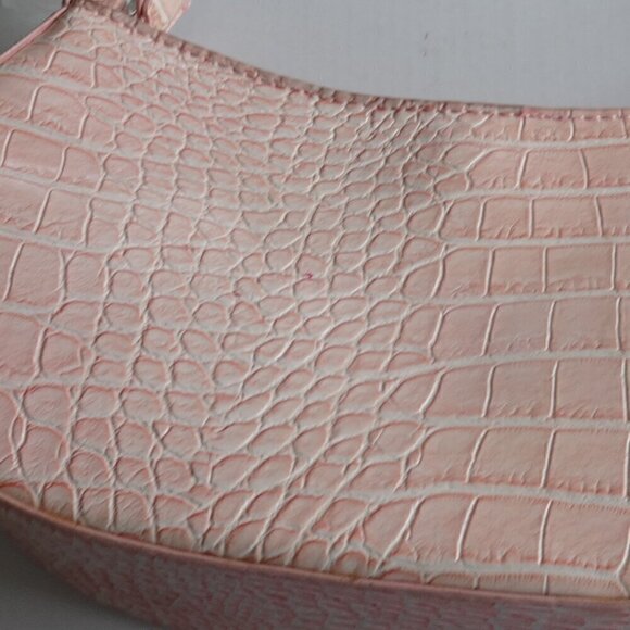 Candice ( LA)  light pink shoulder bag new with tags snake skin design stands up - Picture 13 of 13